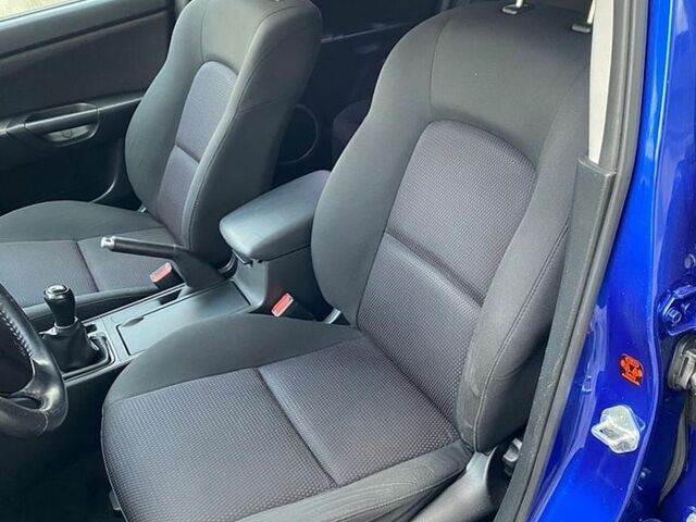 Синій Мазда 3, об'ємом двигуна 1.6 л та пробігом 140 тис. км за 5500 $, фото 26 на Automoto.ua