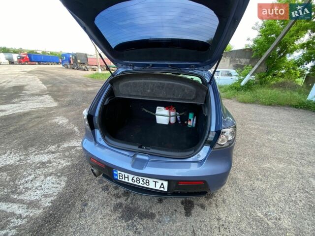 Синий Мазда 3, объемом двигателя 2.3 л и пробегом 240 тыс. км за 6800 $, фото 5 на Automoto.ua