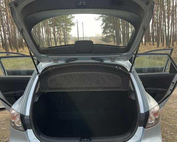 Синий Мазда 3, объемом двигателя 1.6 л и пробегом 227 тыс. км за 5400 $, фото 31 на Automoto.ua