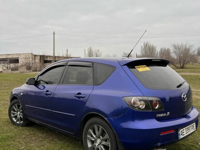 Синий Мазда 3, объемом двигателя 1.6 л и пробегом 357 тыс. км за 4499 $, фото 3 на Automoto.ua