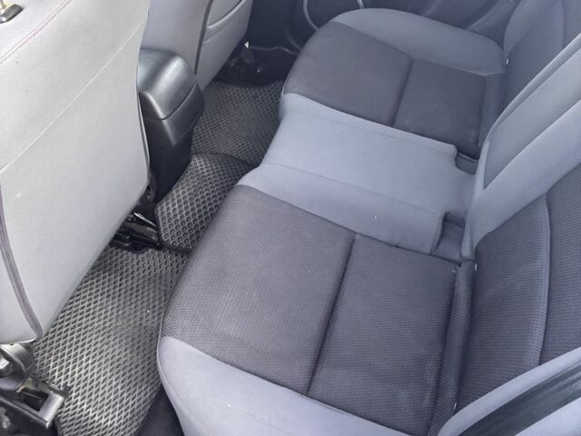 Синій Мазда 3, об'ємом двигуна 1.6 л та пробігом 210 тис. км за 6014 $, фото 6 на Automoto.ua