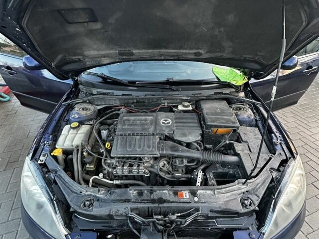 Синій Мазда 3, об'ємом двигуна 1.6 л та пробігом 262 тис. км за 5200 $, фото 6 на Automoto.ua