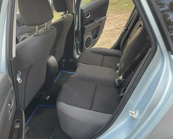 Синий Мазда 3, объемом двигателя 1.6 л и пробегом 227 тыс. км за 5400 $, фото 30 на Automoto.ua