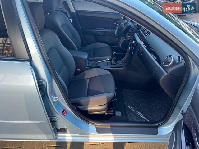 Синій Мазда 3, об'ємом двигуна 1.6 л та пробігом 176 тис. км за 6499 $, фото 13 на Automoto.ua