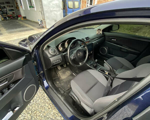 Синий Мазда 3, объемом двигателя 1.6 л и пробегом 188 тыс. км за 6200 $, фото 8 на Automoto.ua