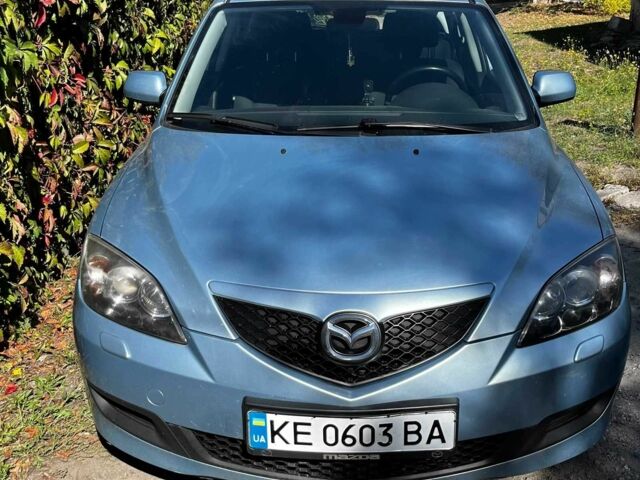Синий Мазда 3, объемом двигателя 1.6 л и пробегом 245 тыс. км за 5200 $, фото 1 на Automoto.ua