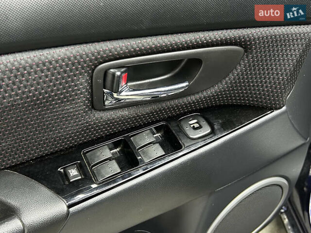 Синій Мазда 3, об'ємом двигуна 1.6 л та пробігом 188 тис. км за 6500 $, фото 10 на Automoto.ua