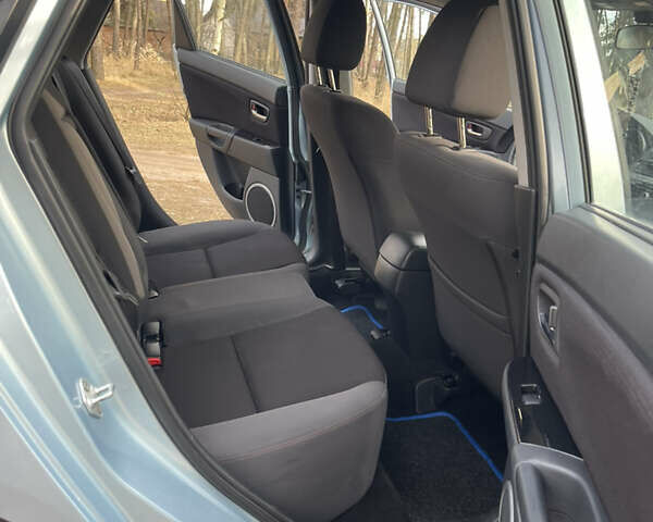 Синий Мазда 3, объемом двигателя 1.6 л и пробегом 227 тыс. км за 5400 $, фото 34 на Automoto.ua