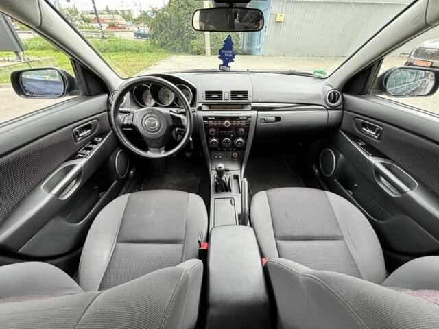 Синий Мазда 3, объемом двигателя 1.6 л и пробегом 210 тыс. км за 5700 $, фото 18 на Automoto.ua