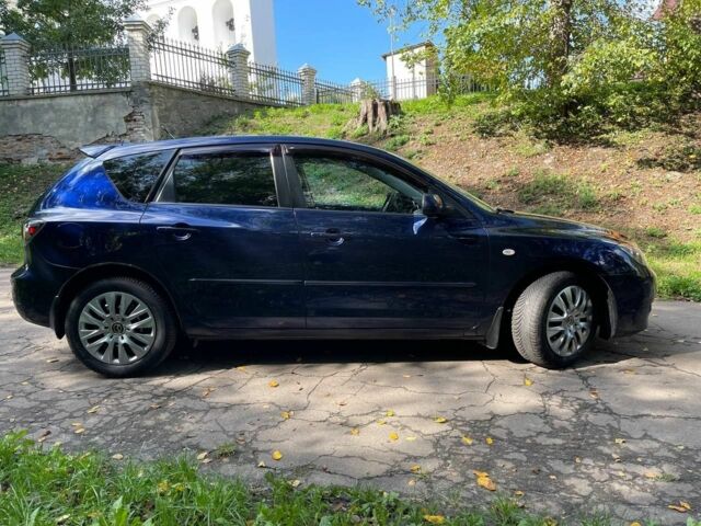 Синий Мазда 3, объемом двигателя 1.6 л и пробегом 240 тыс. км за 5301 $, фото 5 на Automoto.ua