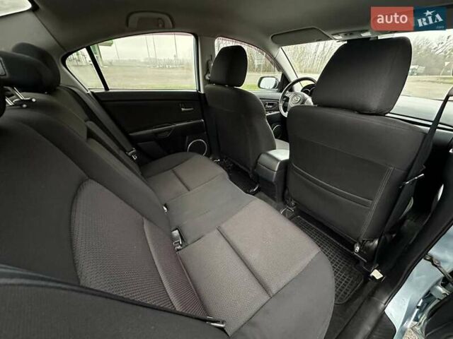 Синій Мазда 3, об'ємом двигуна 1.6 л та пробігом 145 тис. км за 5655 $, фото 17 на Automoto.ua