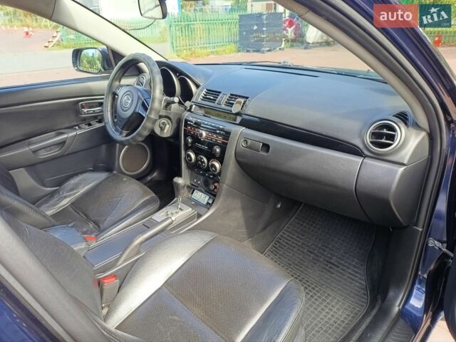 Синий Мазда 3, объемом двигателя 1.6 л и пробегом 240 тыс. км за 5300 $, фото 5 на Automoto.ua
