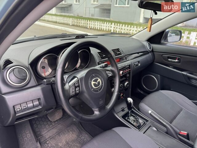 Синій Мазда 3, об'ємом двигуна 1.6 л та пробігом 179 тис. км за 5500 $, фото 9 на Automoto.ua