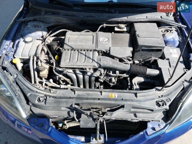 Синий Мазда 3, объемом двигателя 1.6 л и пробегом 194 тыс. км за 5500 $, фото 8 на Automoto.ua