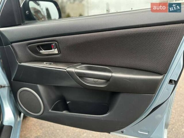 Синій Мазда 3, об'ємом двигуна 1.6 л та пробігом 145 тис. км за 5655 $, фото 19 на Automoto.ua
