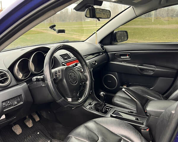 Синій Мазда 3, об'ємом двигуна 1.6 л та пробігом 357 тис. км за 4500 $, фото 4 на Automoto.ua