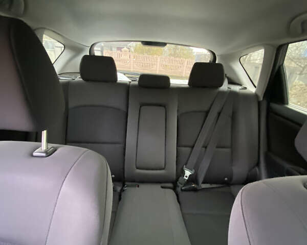 Синий Мазда 3, объемом двигателя 1.6 л и пробегом 188 тыс. км за 6200 $, фото 7 на Automoto.ua