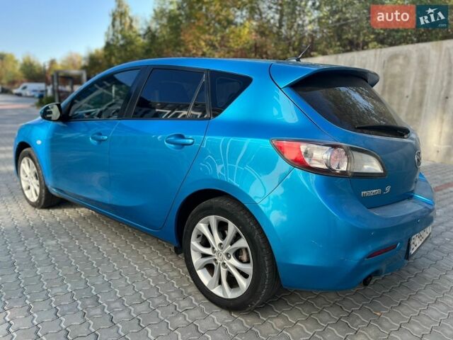 Синий Мазда 3, объемом двигателя 1.56 л и пробегом 202 тыс. км за 4500 $, фото 4 на Automoto.ua