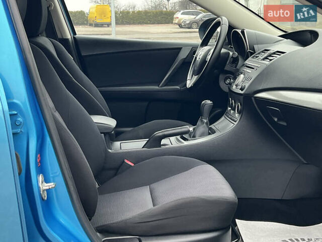 Синий Мазда 3, объемом двигателя 1.6 л и пробегом 189 тыс. км за 6700 $, фото 67 на Automoto.ua