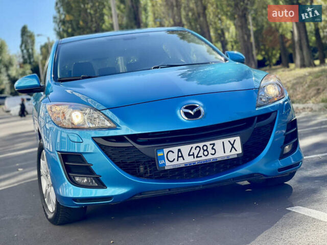 Синий Мазда 3, объемом двигателя 1.6 л и пробегом 224 тыс. км за 6400 $, фото 1 на Automoto.ua