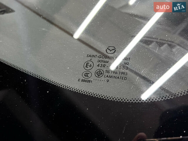 Синій Мазда 3, об'ємом двигуна 1.6 л та пробігом 167 тис. км за 7400 $, фото 4 на Automoto.ua