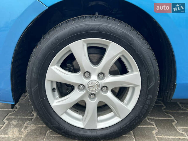Синий Мазда 3, объемом двигателя 1.6 л и пробегом 189 тыс. км за 6700 $, фото 81 на Automoto.ua