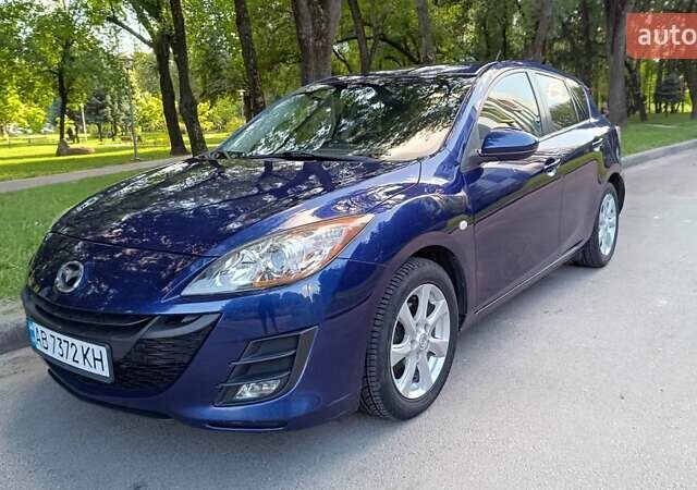 Синий Мазда 3, объемом двигателя 1.6 л и пробегом 227 тыс. км за 6100 $, фото 3 на Automoto.ua