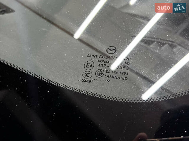 Синий Мазда 3, объемом двигателя 1.6 л и пробегом 162 тыс. км за 8500 $, фото 5 на Automoto.ua