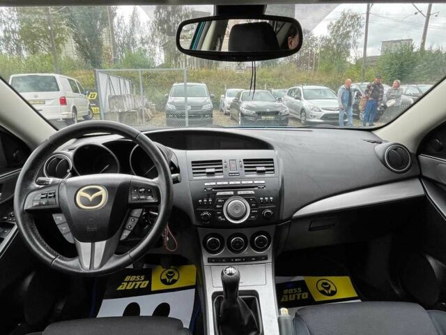 Синій Мазда 3, об'ємом двигуна 0 л та пробігом 200 тис. км за 5195 $, фото 13 на Automoto.ua
