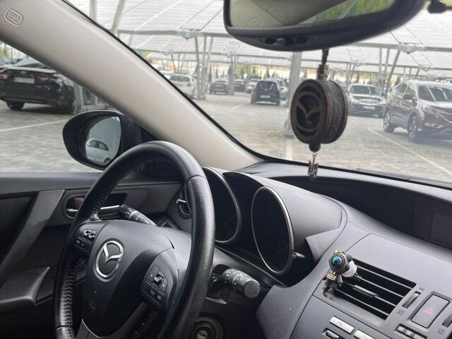 Синій Мазда 3, об'ємом двигуна 2 л та пробігом 187 тис. км за 6489 $, фото 26 на Automoto.ua
