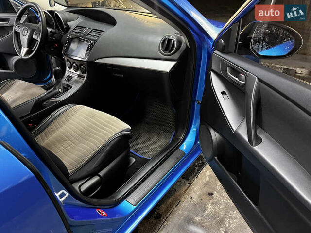 Синий Мазда 3, объемом двигателя 1.6 л и пробегом 162 тыс. км за 8500 $, фото 12 на Automoto.ua