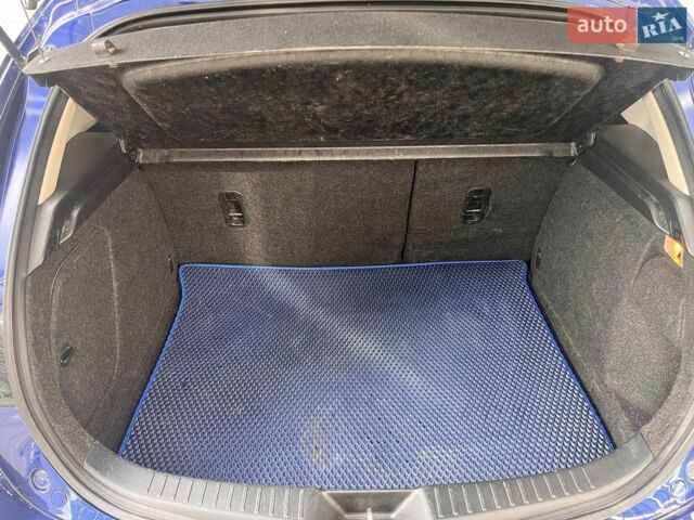 Синій Мазда 3, об'ємом двигуна 2 л та пробігом 187 тис. км за 6489 $, фото 18 на Automoto.ua