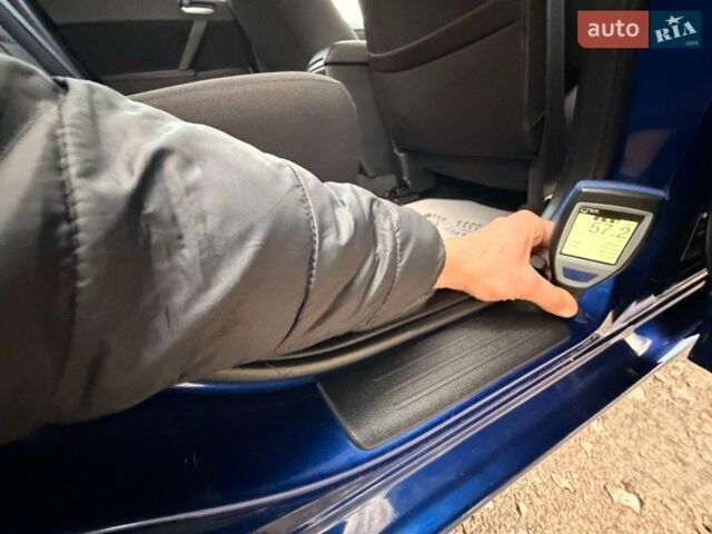 Синий Мазда 3, объемом двигателя 1.6 л и пробегом 200 тыс. км за 8400 $, фото 99 на Automoto.ua