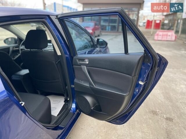 Синий Мазда 3, объемом двигателя 1.6 л и пробегом 200 тыс. км за 8400 $, фото 40 на Automoto.ua