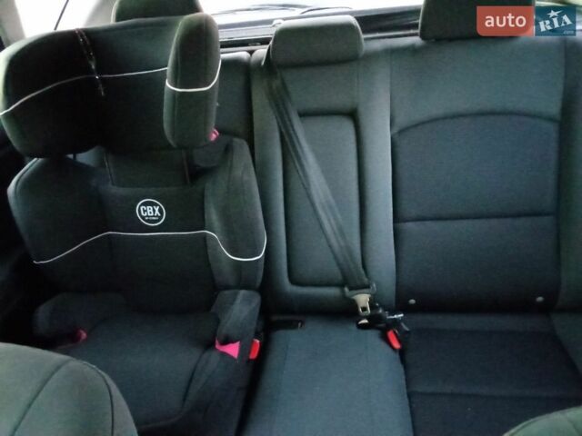 Синій Мазда 3, об'ємом двигуна 1.6 л та пробігом 145 тис. км за 6500 $, фото 5 на Automoto.ua