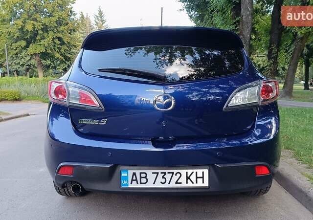 Синий Мазда 3, объемом двигателя 1.6 л и пробегом 227 тыс. км за 6100 $, фото 2 на Automoto.ua
