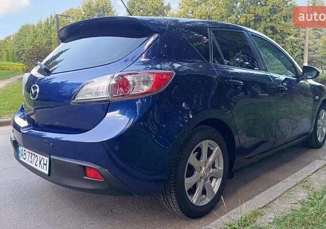 Синий Мазда 3, объемом двигателя 1.6 л и пробегом 227 тыс. км за 6100 $, фото 1 на Automoto.ua