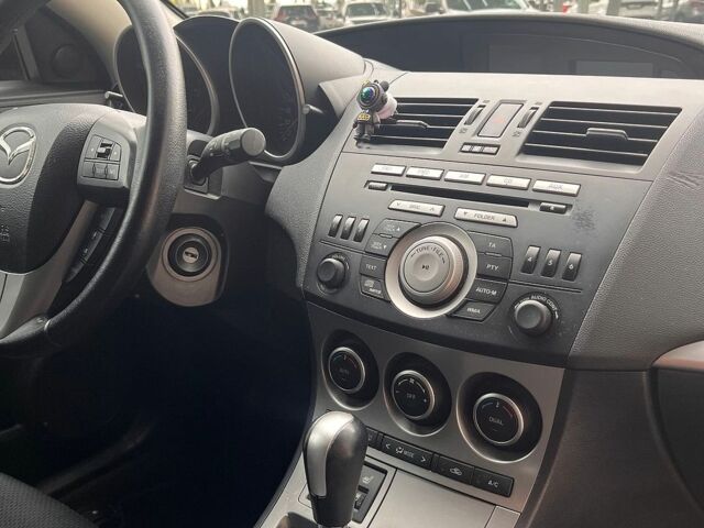 Синій Мазда 3, об'ємом двигуна 2 л та пробігом 187 тис. км за 6489 $, фото 25 на Automoto.ua