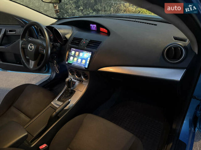 Синій Мазда 3, об'ємом двигуна 1.6 л та пробігом 226 тис. км за 7700 $, фото 18 на Automoto.ua