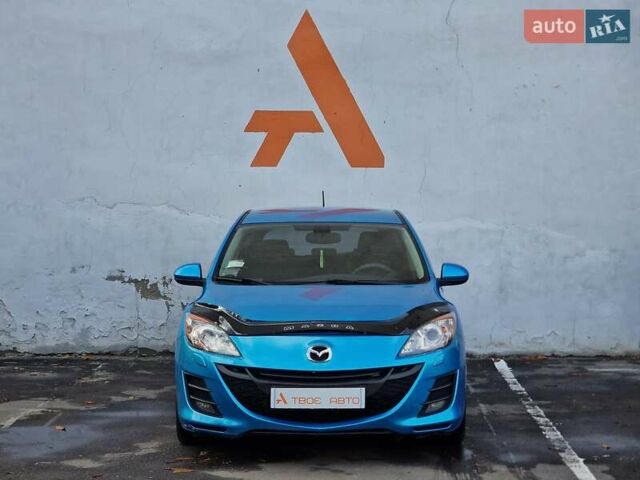 Синий Мазда 3, объемом двигателя 1.6 л и пробегом 188 тыс. км за 8990 $, фото 1 на Automoto.ua