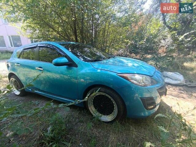 Синий Мазда 3, объемом двигателя 1.6 л и пробегом 148 тыс. км за 4300 $, фото 1 на Automoto.ua