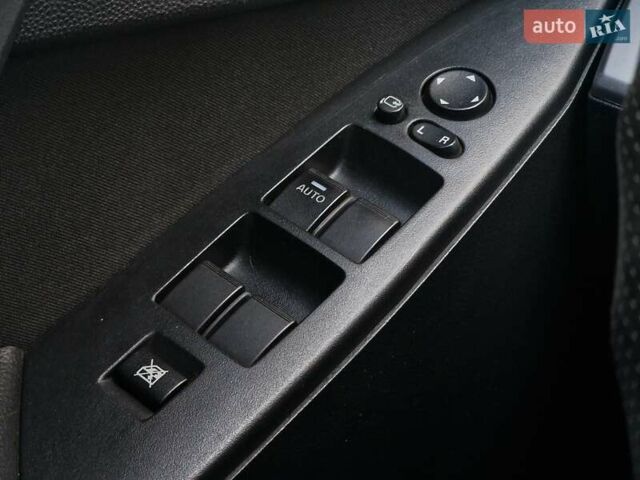 Синий Мазда 3, объемом двигателя 1.6 л и пробегом 188 тыс. км за 8990 $, фото 62 на Automoto.ua