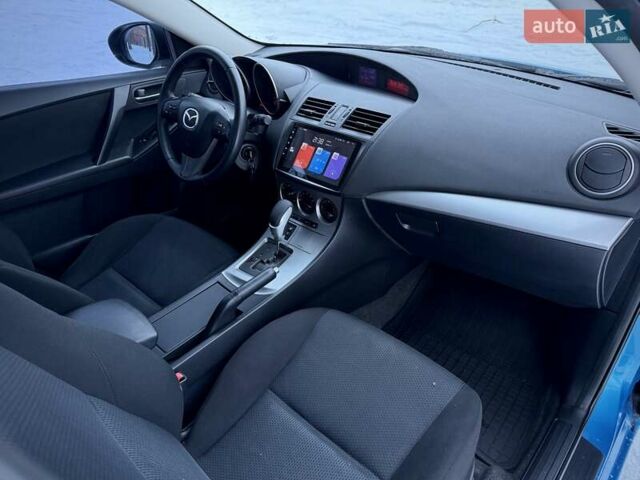 Синій Мазда 3, об'ємом двигуна 1.6 л та пробігом 227 тис. км за 7500 $, фото 18 на Automoto.ua