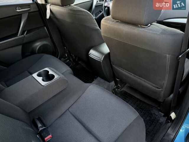 Синий Мазда 3, объемом двигателя 1.6 л и пробегом 226 тыс. км за 7999 $, фото 18 на Automoto.ua