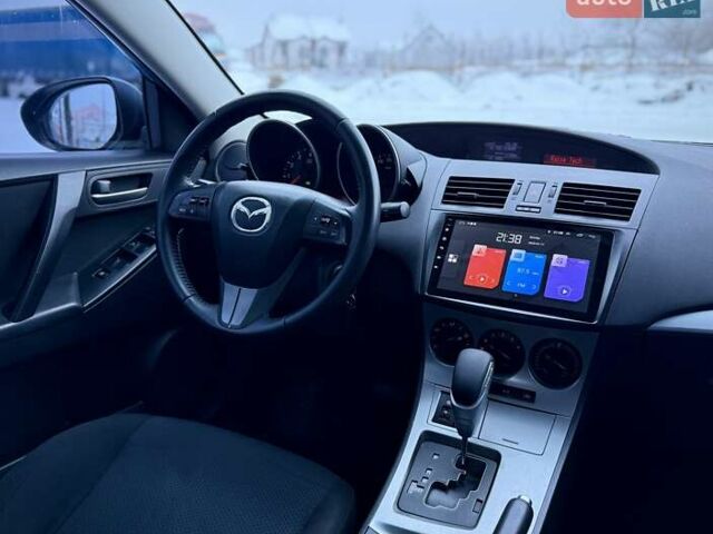 Синій Мазда 3, об'ємом двигуна 1.6 л та пробігом 227 тис. км за 7500 $, фото 19 на Automoto.ua