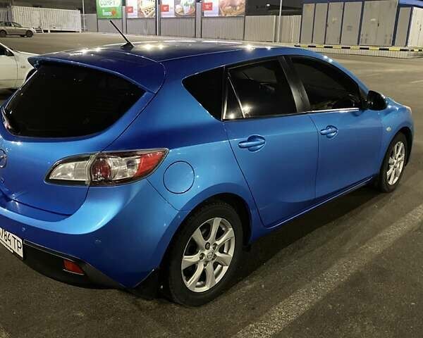 Синий Мазда 3, объемом двигателя 1.6 л и пробегом 144 тыс. км за 8400 $, фото 1 на Automoto.ua