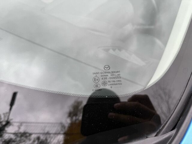 Синий Мазда 3, объемом двигателя 1.6 л и пробегом 227 тыс. км за 7500 $, фото 13 на Automoto.ua