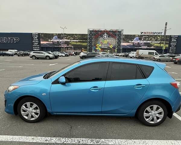 Синий Мазда 3, объемом двигателя 1.6 л и пробегом 144 тыс. км за 8400 $, фото 5 на Automoto.ua