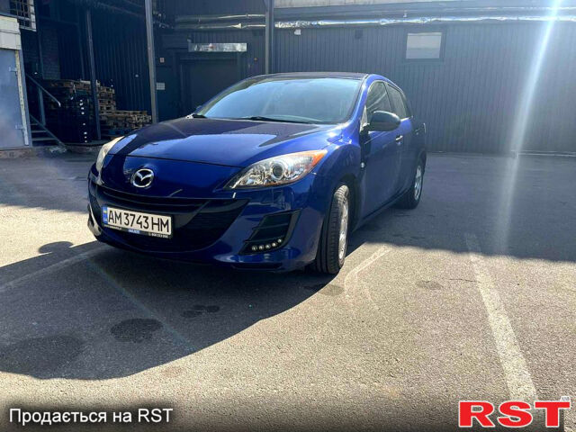 Синий Мазда 3, объемом двигателя 1.6 л и пробегом 147 тыс. км за 7500 $, фото 2 на Automoto.ua
