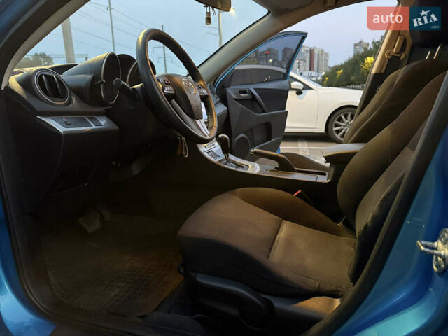Синій Мазда 3, об'ємом двигуна 1.6 л та пробігом 226 тис. км за 7700 $, фото 21 на Automoto.ua